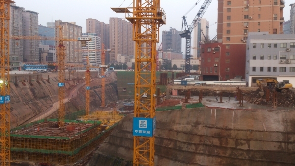 中建三局市区中心重点工程项目